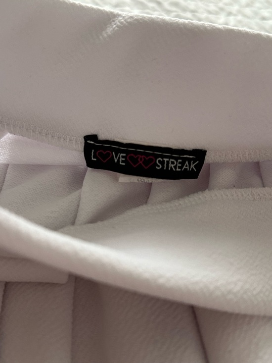 White Pleated Skirt - Picture 2 of 2